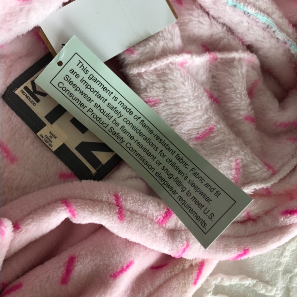 Unicorn Robe - Picture 3 of 3
